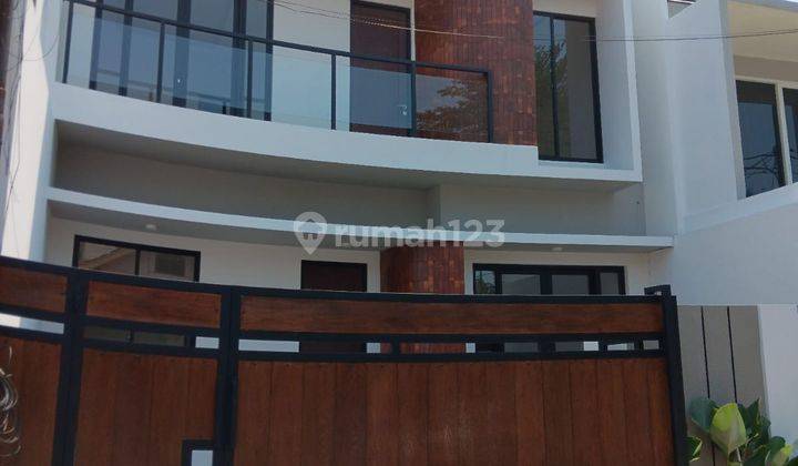 Rumah Siap Huni di Dahlia Loka Graha Raya Bintaro 1