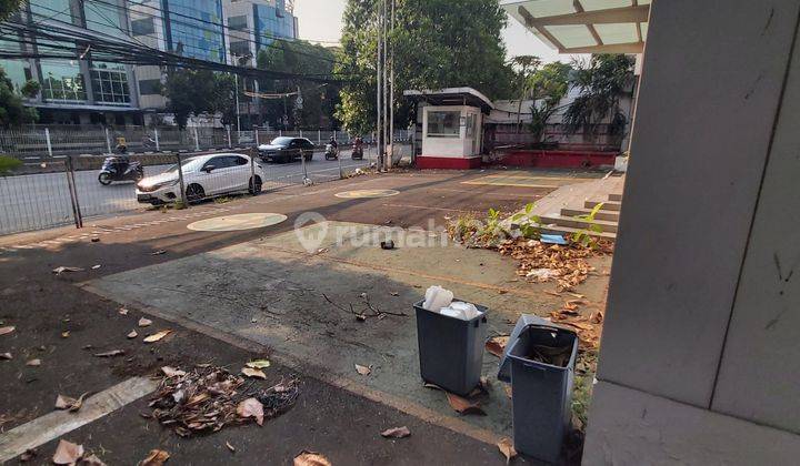 Tanah Komersil Ex Showroom di Jalan Mampang Prapatan Raya 1