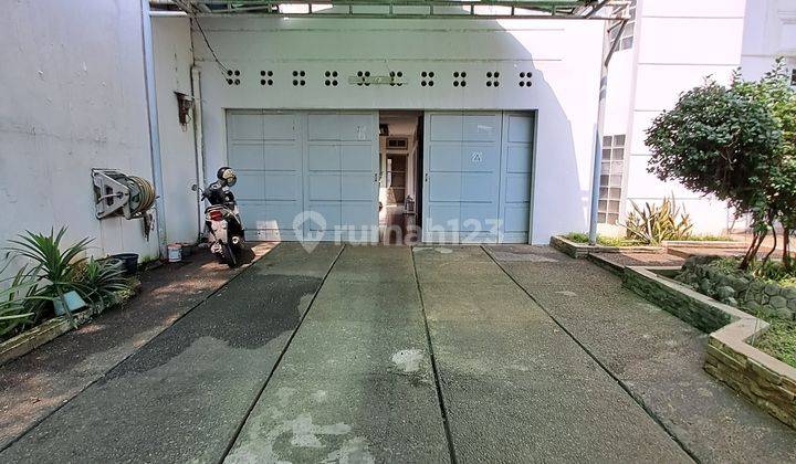 Rumah Lama Siap Huni di Billy Moon Pondok Kelapa Jakarta Timur 2