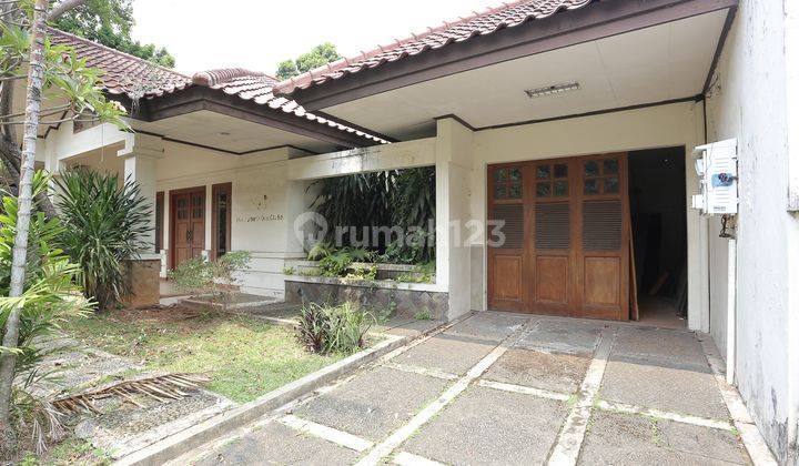 Rumah Lama Hitung Tanah di Dukuh Patra Kuningan Jakarta Selatan 1