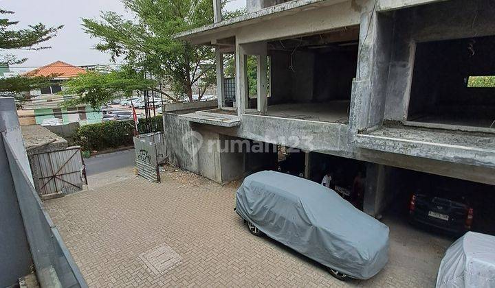 Tanah Kavling Bonus 8 Unit Rumah Mangkrak di Menteng Atas Jakarta Pusat 2