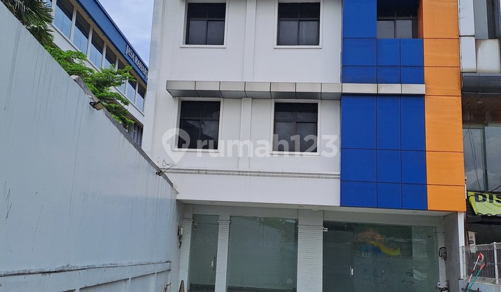 Strategic Mini Building in Jatinegara Kp Melayu Area Ready to Use