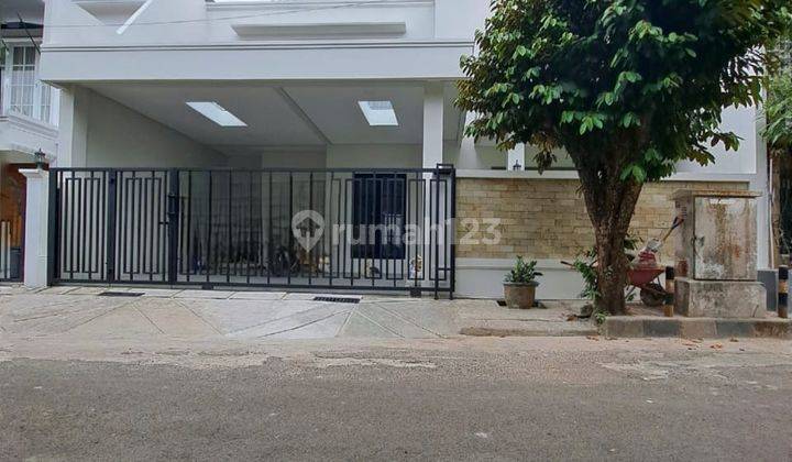 Rumah siap huni prime area Lebak Bulus Jaksel  1