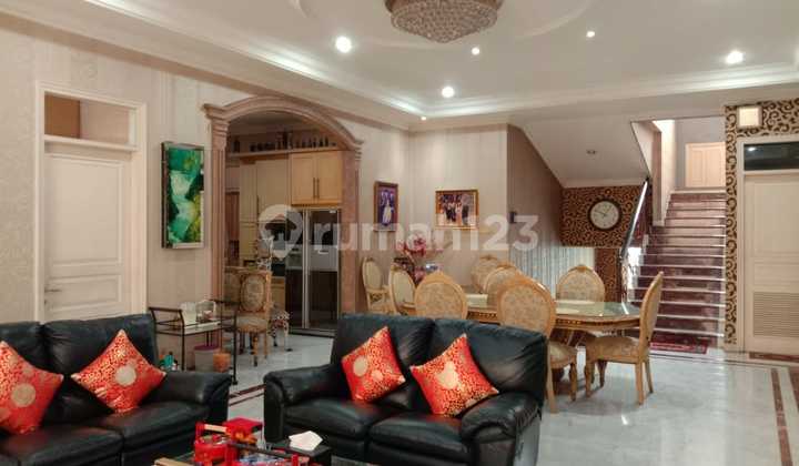 Rumah Mewah Di Pantai Indah Kapuk Siap Huni