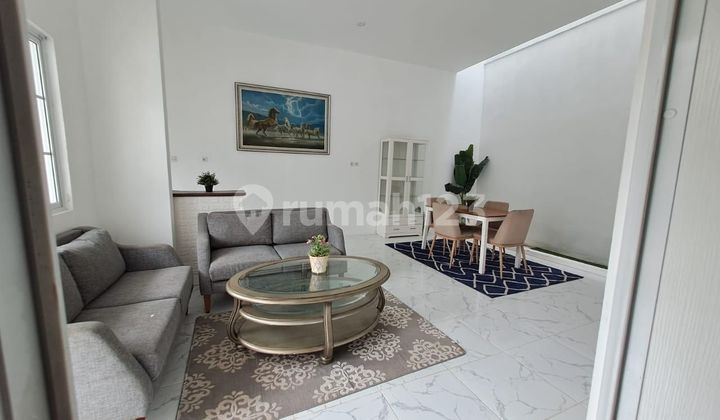 Rumah Rapi Siap Huni di Mahogani Park Bintaro