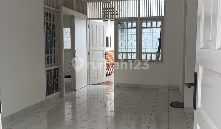 DISEWAKAN MURAH RUMAH DI VILLA MELATI MAS 2