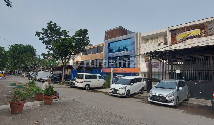 Ruko Gandeng 2 Di Green Garden Cocok Untuk Kantor 2