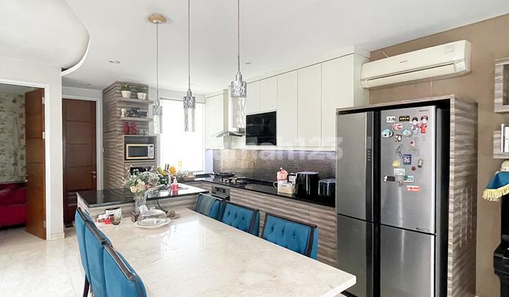 Rumah Dengan Kolam Renang Di Pondok Labu Jaksel 2