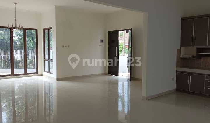 For Rent House in Vila Melati Mas For Rent House in Vila Melati Mas