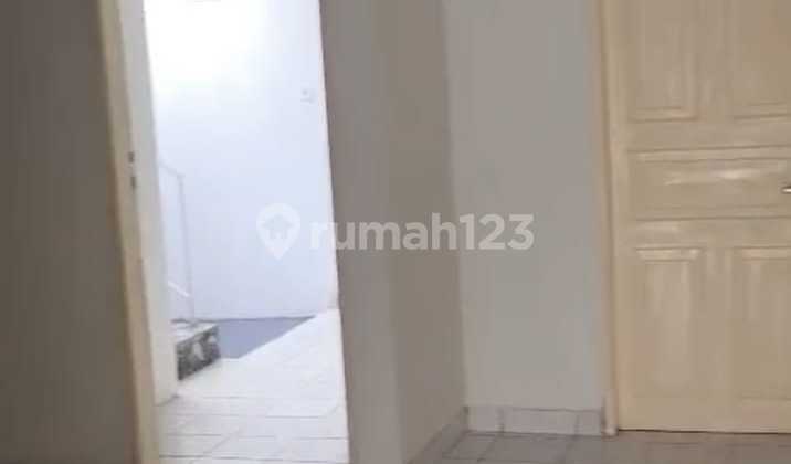 DISEWAKAN RUMAH DI VILLA MELATI MAS SEMI FURNISHED 2