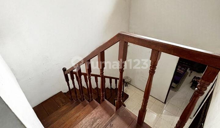 Rumah Pinggir Jalan Lokasi Strategis Di Cermai Raya Petukangan Jaksel 2