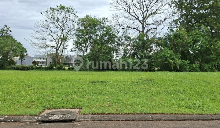 Ready to Build Land in Paramount Hill Golf Gading Serpong with Golf View