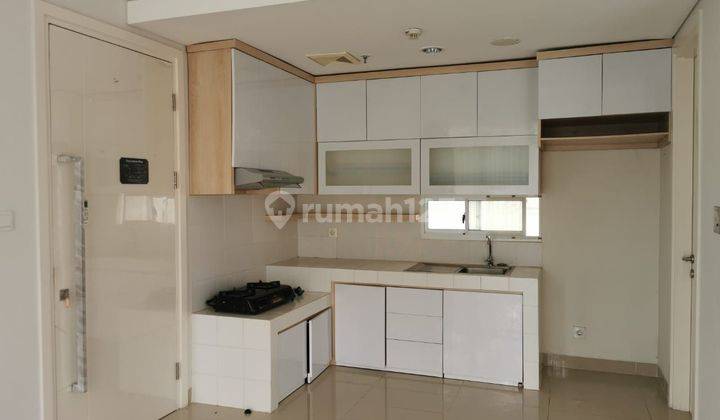 Apartemen 3 Bedrooms Siap Huni Di Rainbow Springs Condovillas 1