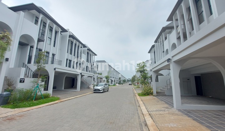 Neat and Ready-to-Occupy House in Aether Greenwich Cluster, Bsd City Neat and Ready-to-Occupy House in Aether Greenwich Cluster, Bsd City