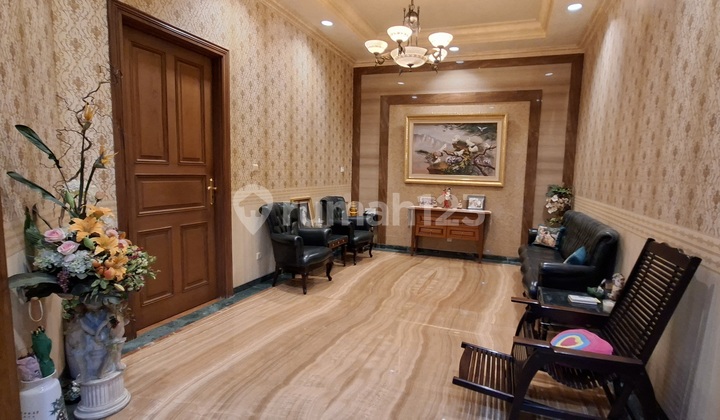 Rumah Full Furnish Rapi Siap Huni Di Kedoya Garden Jakarta Barat 2