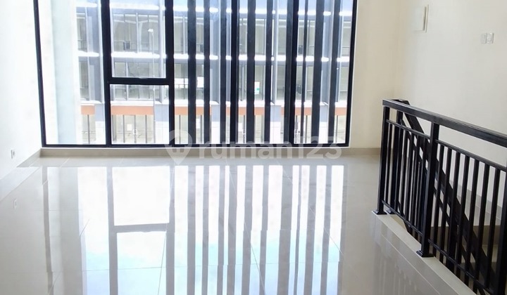 New Ready-to-Use Shop House at Hampton Avenue Gading Serpong