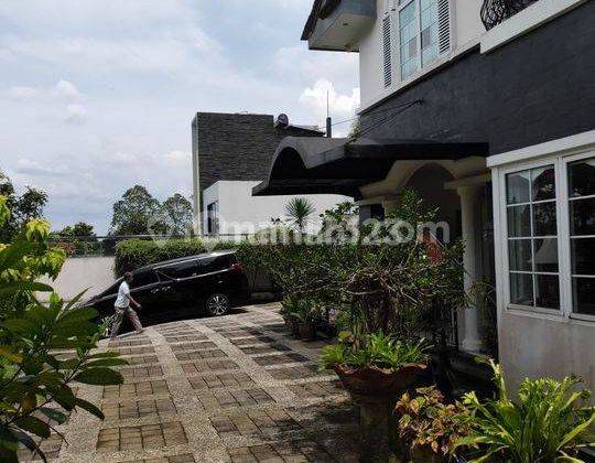 Rumah Dengan View Golf Semi Furnished Sentul City 2