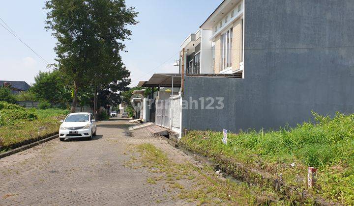 Tanah di Puncak Sambisari II 200 m² SHM 2