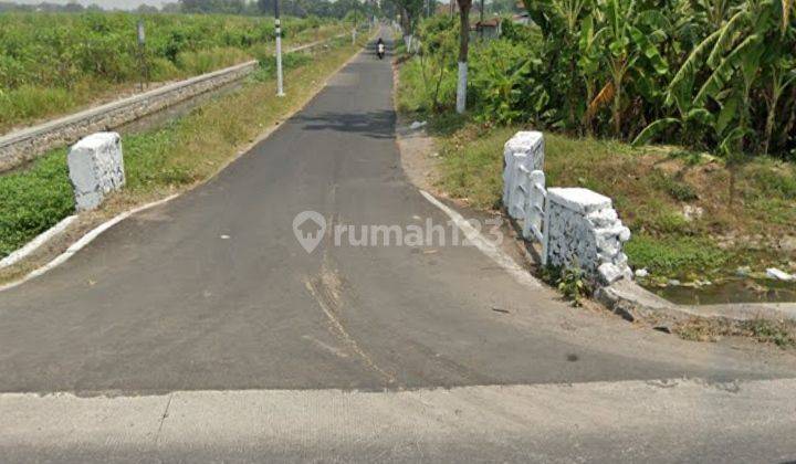 Dekat raya krembung tulangan wonomlati sidoarjo sebelah gudang 4