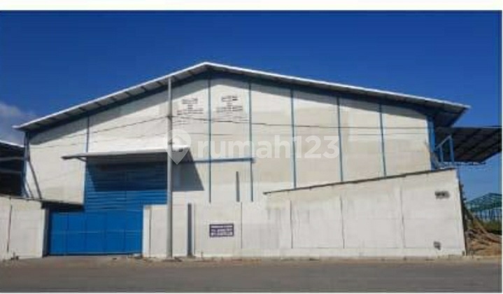 Maspion Earth Warehousing Complex Next to Romokalisari Toll Gate Maspion Earth Warehousing Complex Next to Romokalisari Toll Gate