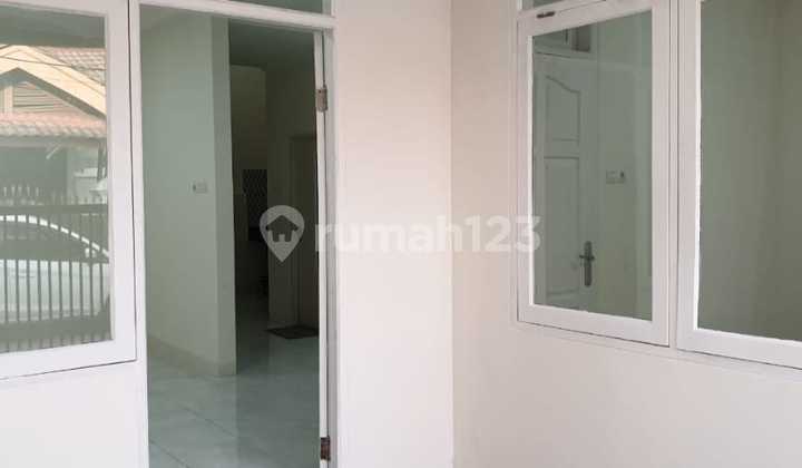  Rumah Bagus Full Renov di Taman Harapan Baru Bekasi 4