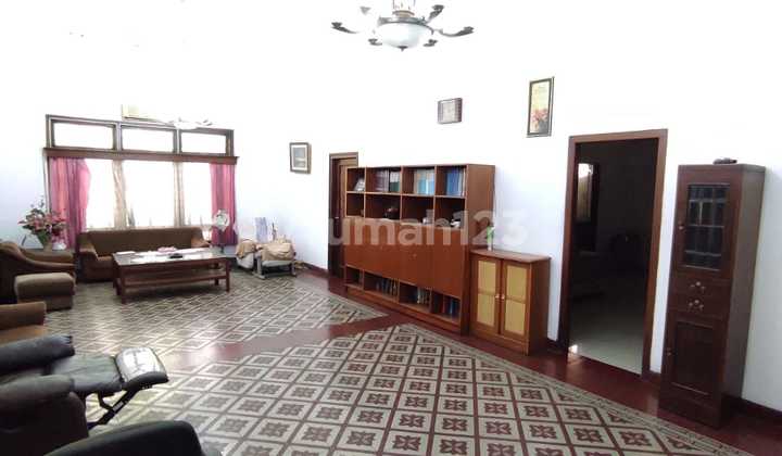 lokasi emas di kota Bandung mainroad Riau cocok untuk segala usaha pusat kota bandung lokasi emas di kota Bandung mainroad Riau cocok untuk segala usaha pusat kota bandung