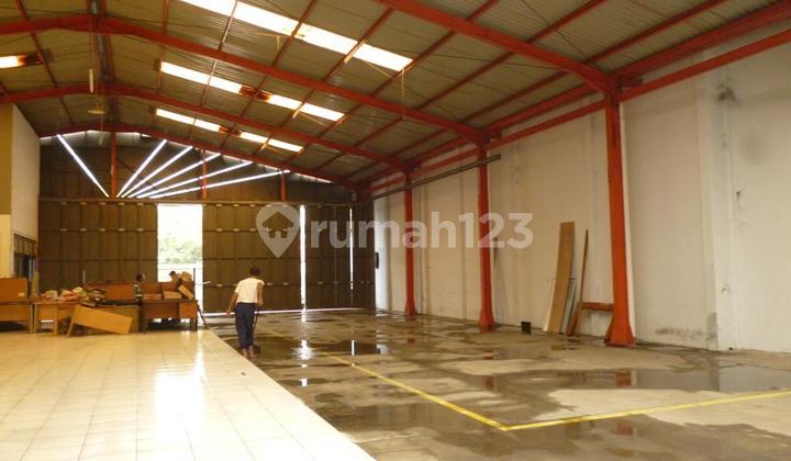 Gudang Butuh Minim Renovasi 700 m2 SHM Kiaracondong,cocok untuk padel kota Bandung 1