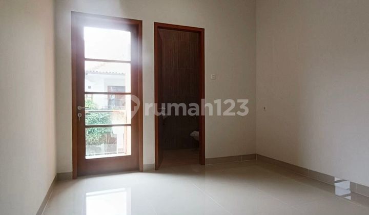 New houses are rare in the heart of Bandung, Bkr wing, cul-de-sac. 2