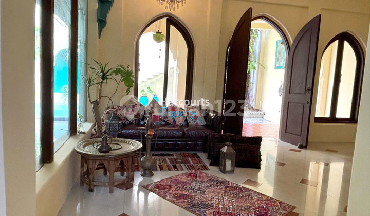 Disewakan Rumah Hunian Nyaman Area Jl. Mangunsarkoro Menteng 2