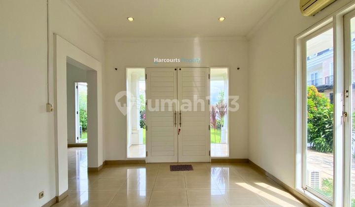 Disewakan Rumah Cantik Lokasi Strategis Area Jl. Puri Mutiara Cipete 2
