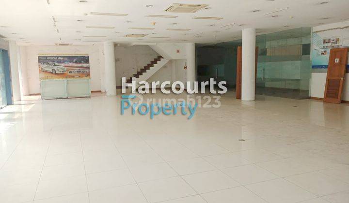 Gedung Ex Showroom Ini Cocok Untuk Usaha Kamu Area Gandaria  8
