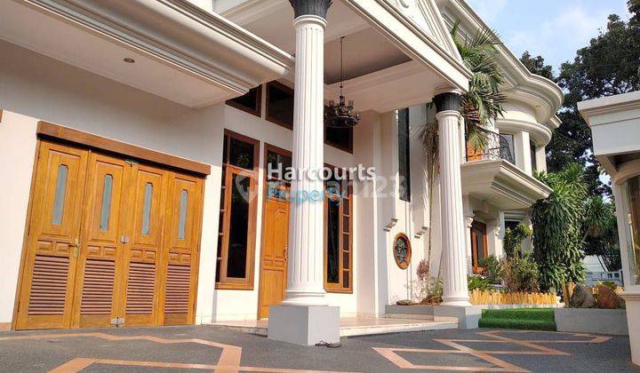 Pondok Indah Area, Rumah Classic Dan Mewah Kawasan Elite Lingkungan Tenang  1