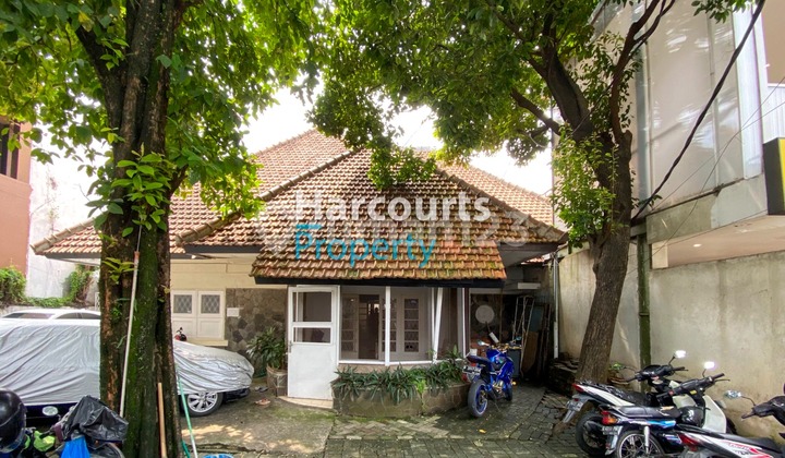 Senayan Area, For Sale Land Value House, Prime Roadside Location, Suitable for Business, in Kebayoran Baru Senayan Area, For Sale Land Value House, Prime Roadside Location, Suitable for Business, in Kebayoran Baru