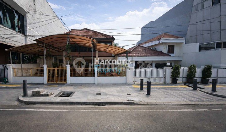 For Sale 2 Commercial Property Assets Suitable for Business Area on Jl. Suryo Senopati, Kebayoran Baru For Sale 2 Commercial Property Assets Suitable for Business Area on Jl. Suryo Senopati, Kebayoran Baru