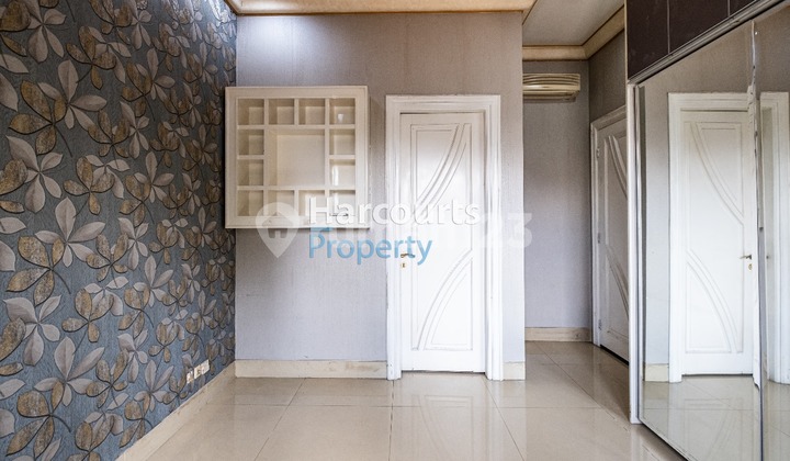 Dijual/Disewakan Rumah European Classic bisa untuk Kantor Area Menteng 2