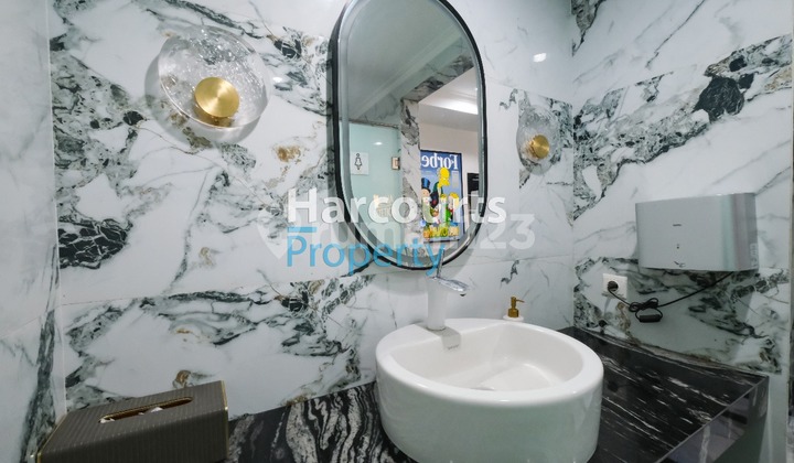 Dijual Turun Harga Mini Building Komersial Strategis Cocok untuk Usaha Area Jl. Wolter Monginsidi Kebayoran Baru