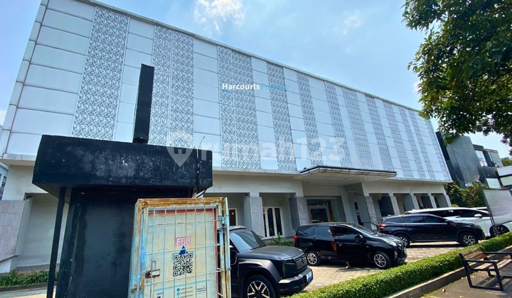 Kemang Area, Disewakan Bisnis Space Lantai 1 Lokasi Strategis Jl. Kemang Raya
