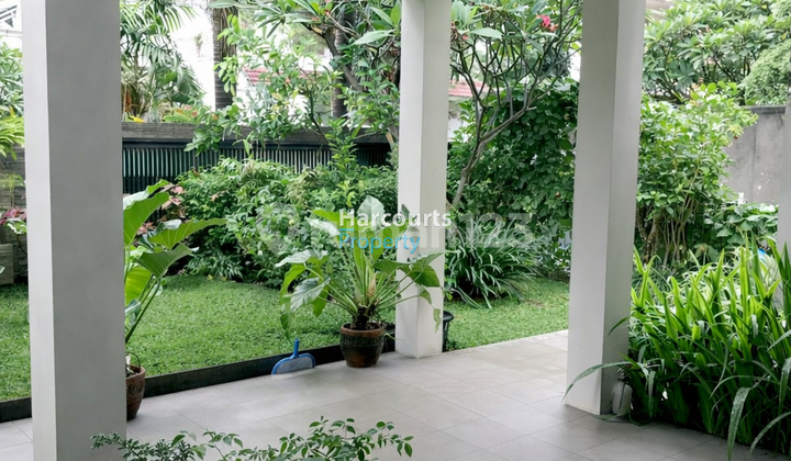 Disewakan Rumah Modern Area Jl. Mirah Hati Permata Hijau