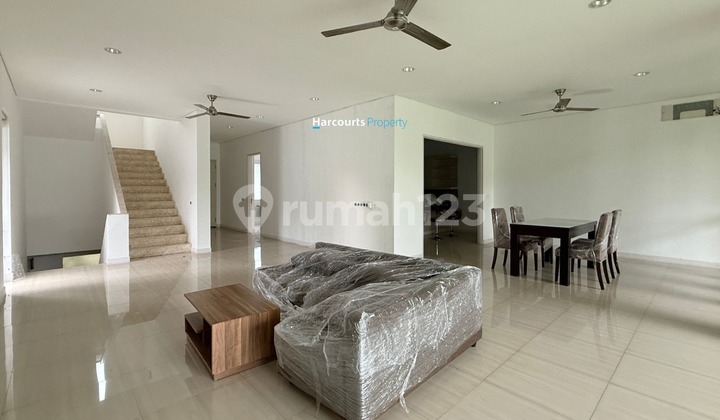 Disewakan Compound Terawat untuk Hunian Area Jl. Haji Jaya Cilandak 2