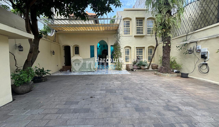 For Rent: Comfortable Residential House in Mangunsarkoro Street Area, Menteng