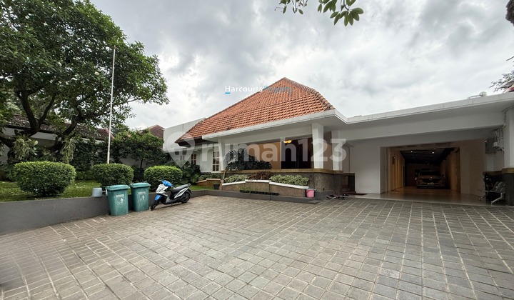 For Sale Brand New House, Good and Comfortable Area on Jl. Besuki Menteng 2