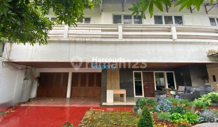 Disewakan Rumah Strategis Pinggir Jalan Cocok untuk Silent Office Area Jl. Sisingamangaraja Selong Kebayoran Baru Disewakan Rumah Strategis Pinggir Jalan Cocok untuk Silent Office Area Jl. Sisingamangaraja Selong Kebayoran Baru