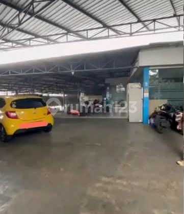 Gudang di Pasar Rebo