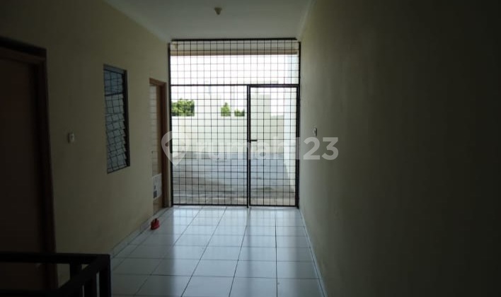 Ruko Di Pos Pengumben Tersedia Parkir