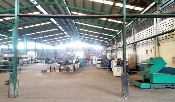 Warehouse Tangerang 40" Container Access Warehouse Tangerang 40" Container Access