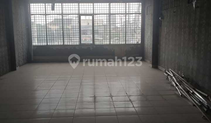 Jatinegara Shop House