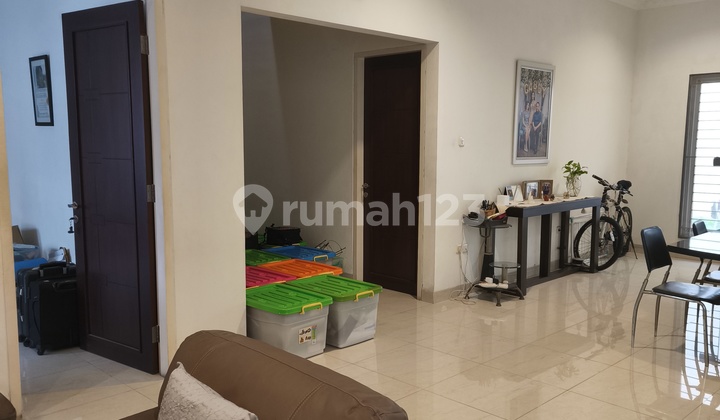 Rumah Alam Sutera Bagus 240m2 Selatan Siap Huni Rapi Strategis