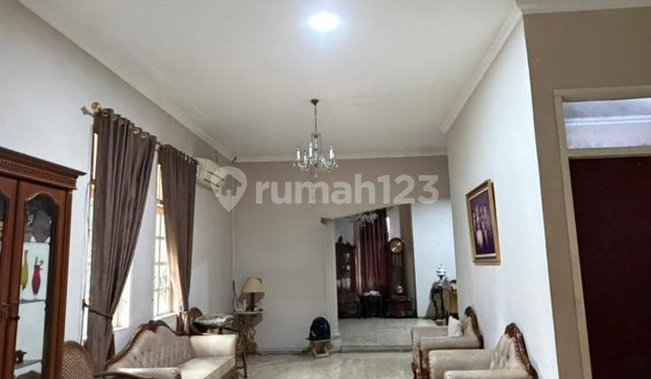 Rumah Bagus Villa Melati Mas Siap Huni Semi Furnish Rapi Bagus 2