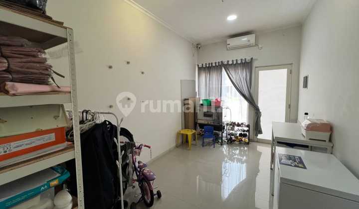 Nice House with SHM in Canary Cluster, The Springs, Summarecon Serpong