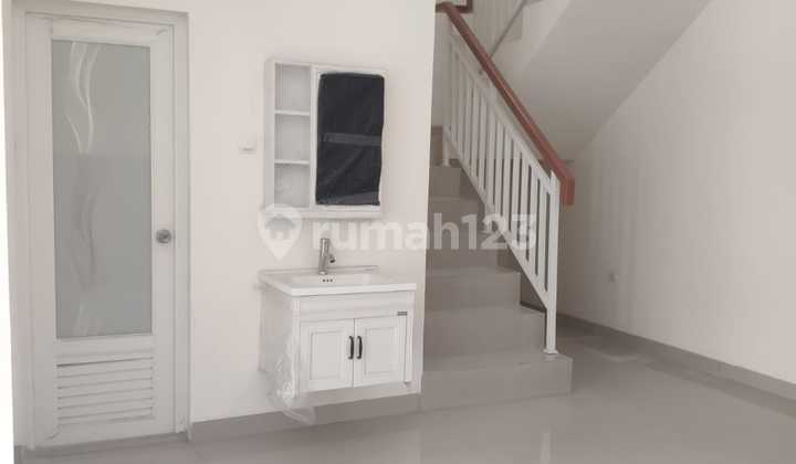 Nice Alam Sutera House Ready to Live In Near Mall 2